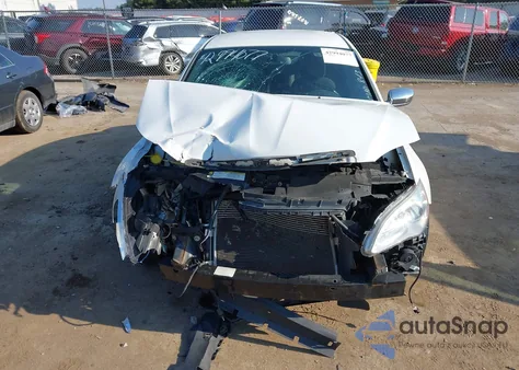 2011 Chrysler 200 Limited z USA, uszkodzony, nr VIN 1C3BC2FB9BN549209